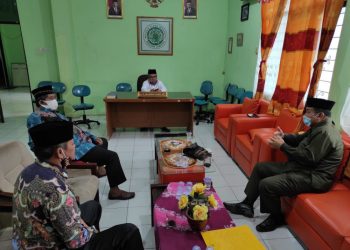 Pengurus LDII bersama Ketua Umum MUI Lampung