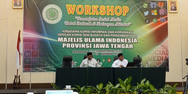 MUI Jateng beri arahan terkait dakwah melalui sosial media. Foto: Kiriman Daerah.