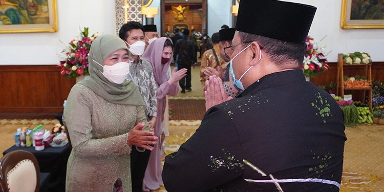emerintah Provinsi Jawa Timur (Pemprov Jatim) menggelar halal bihalal atau silaturahim Syawal di Gedung Negara Grahadi, Surabaya, Rabu (11/5). Foto: Kontributor LINES.