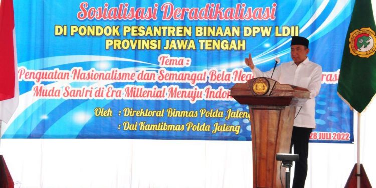 DPW LDII Jawa Tengah (Jateng) bekerja sama dengan Polda Jateng menghelat sosialisasi deradikalisasi di Ponpes PPM Tritih Kulon. Foto: LINES.