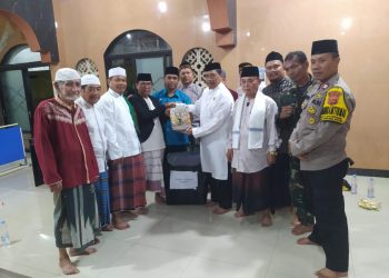 Warga LDII Ramaikan Tarawih Keliling Bersama Kades Karanggan dan MUI