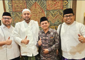 Akademisi PTIQ Silaturahim dengan Habib Syech dan Bekali Dakwah Sejuk untuk 1.500 Santri LDII Surakarta