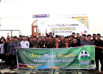 Kejari Klaten Beri Penyuluhan Hukum pada Ratusan Santri LDII