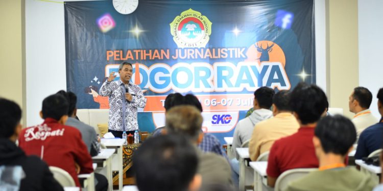 DPD LDII Kota Bogor dan DPD LDII Kabupaten Bogor bekerja sama dengan LDII News Network (LINES) DPP LDII menghelat pelatihan jurnalistik. Foto: LINES.