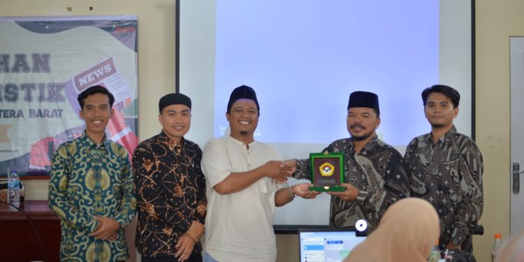 DPW LDII Sumatera Barat (Sumbar) menghelat Pelatihan Jurnalistik di Komplek Masjid Miftahul Huda, Padang, pada Sabtu (2/11). Foto: LINES