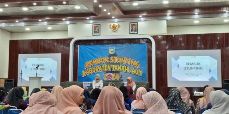 Pengurus DPD LDII Kabupaten Tanah Laut menghadiri “Rembuk Stunting Pemerintah Kabupaten Tanah Laut”, pada Rabu (6/11). Foto: LINES