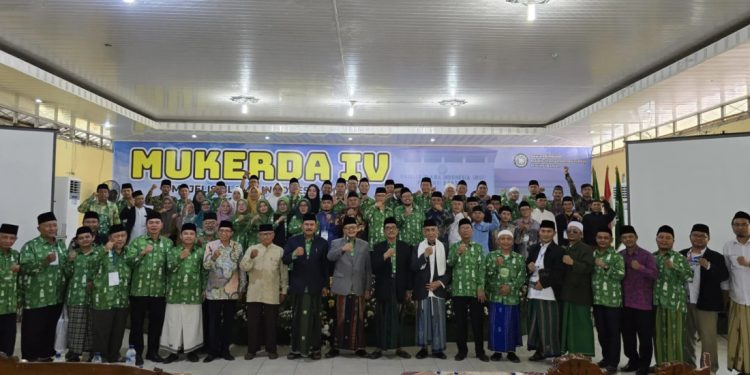DPW LDII Banten menghadiri Mukerda ke IV MUI Provinsi Banten yang berlangsung di Pondok Pesantren Al Mubarok, Kota Serang, pada Kamis (21/11). Foto: LINES