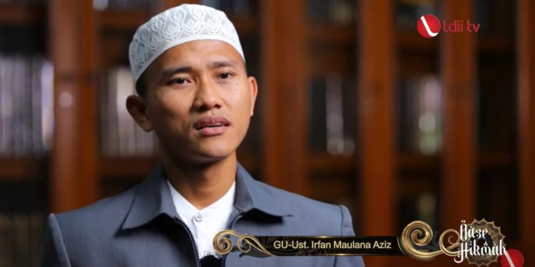 Ustaz Irfan Maulana Aziz dalam tayangan Oase Hikmah LDII TV beberapa waktu lalu, menerangkan tentang kunci kebaikan dunia akhirat yang bisa dicontoh dari Nabi Muhammad SAW, salah satunya dengan perilaku jujur. Foto: LINES