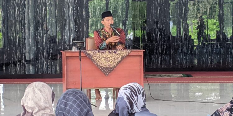 PC LDII Mentawa Baru, Kotawaringin Timur, Kalimantan Tengah menggelar workshop bimbingan konseling (BK) pada Minggu, (1/12). Foto: LINES