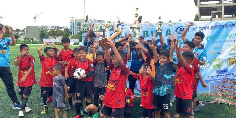Forum Sepak Bola Generasi Indonesia (FORSGI) Bekasi Selatan berkolaborasi dengan DPD LDII Kota Bekasi menggelar festival olahraga. Foto: LINES.