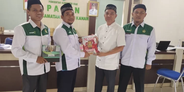 Pengurus PC LDII Kerinci Kanan audiensi dengan Camat Kerinci Kanan Happy Candra.  Foto: LINES