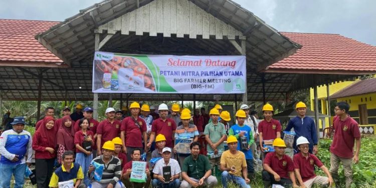 Kelompok Tani Karya Muda yang dinaungi DPD LDII kab Lamandau pada Sabtu (18/1) bergabung dengan Badan Usaha Milik Desa (BUMDES) Berkah Mulia Jaya ikut sertifikasi RSPO. Foto: LINES.