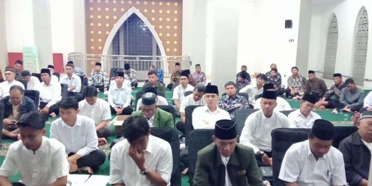 DPD LDII Kabupaten Garut menggelar pengukuhan dan pembekalan pengurus Pimpinan Cabang (PC) serta Pimpinan Anak Cabang (PAC) pada Selasa (25/2). Foto: LINES.