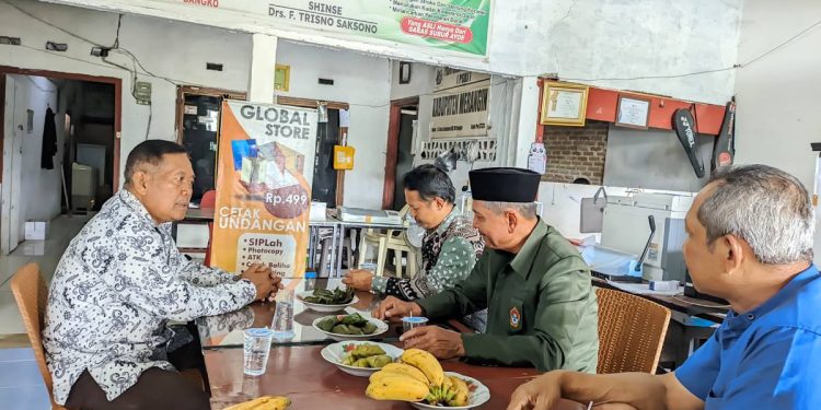 DPD LDII Merangin silaturahim dengan Wakil Ketua Forum Kerukunan Umat Beragama (FKUB) Merangin, Trisno Saksono. Foto: LINES.