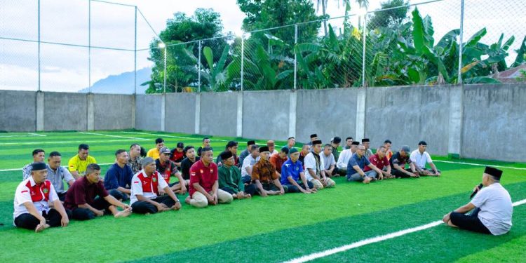 Forum Sepak Bola Generasi Indonesia (Forsgi) Lamasi menggelar peresmian Gedung Serba Guna (GSB) Lapangan Mini Soccer Lamasi. Foto: LINES.