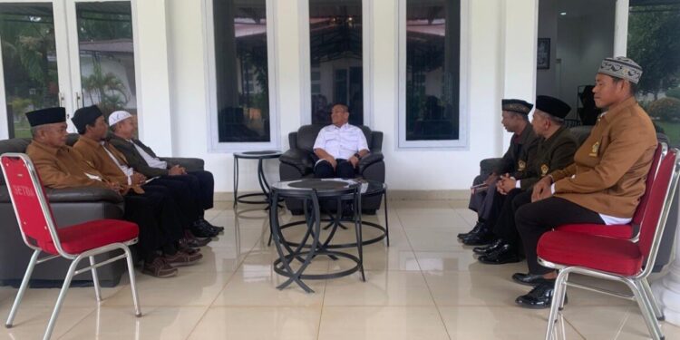 DPD LDII Kabupaten Luwu Timur silaturahim dengan Bupati Luwu Timur, Irwan Bachri Syam di Rumah Jabatan Bupati. Foto: LINES.