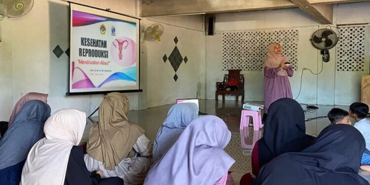 PC LDII Kecamatan Singkawang Timur dan Singkawang Utara mengadakan pengajian keputrian. Foto: LINES.