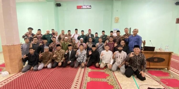 PC) LDII Kecamatan Cibinong menggelar Rapat Koordinasi Cabang (Rakorcab) di Masjid Baitul Manshurin, Cibinong. Foto: LINES.