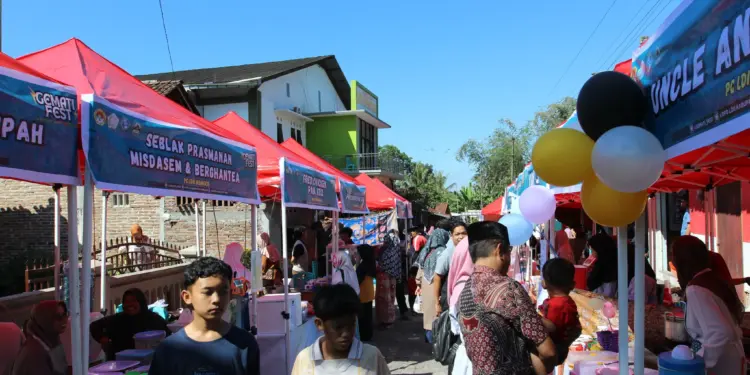 DPD LDII Kabupaten Magelang sukses menggelar Bazar Pemuda dan UMKM bertajuk "Santai, Semangat, tapi Sukses" pada Minggu (20/7). Foto: LINES