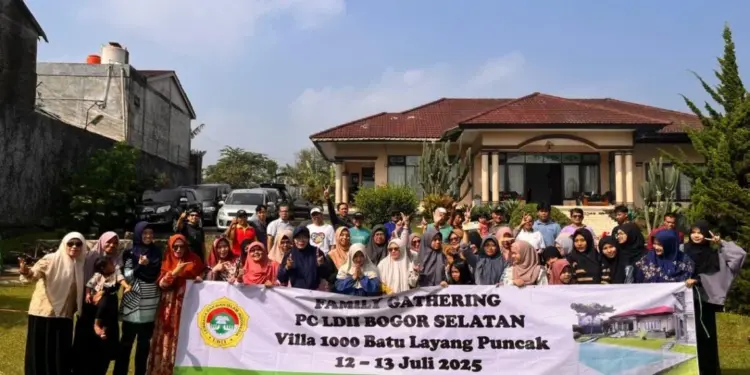 Pimpinan Cabang (PC) LDII Kecamatan Bogor Selatan menggelar family gathering pada Sabtu–Minggu, 12–13 Juli 2025, di kawasan Villa Puncak, Bogor, Jawa Barat. Foto: LINES