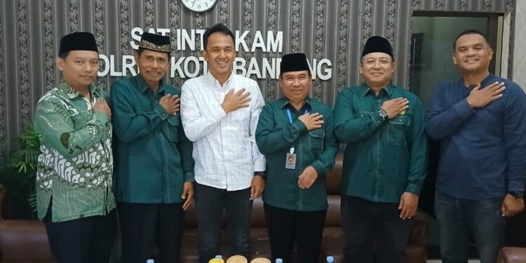 DPD LDII Kabupaten Bandung melakukan audiensi dengan Kasat Intelkam Polresta Bandung Kompol Saepudin di Mapolresta Bandung. Foto: LINES.