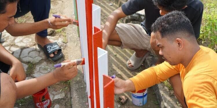 LDII Sulawesi Barat (Sulbar) menggerakkan semua pengurus organisasi di tingkat PAC, PC, dan DPD untuk melaksanakan kerja bakti serentak salah satunya LDII Sugihwaras. Foto: LINES.