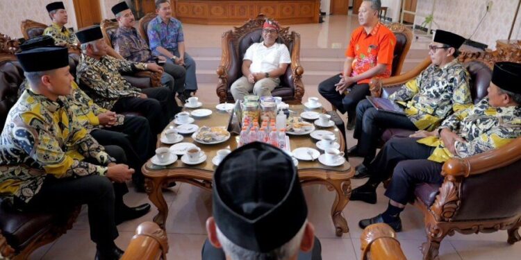 Bupati Temanggung, Agus Setyawan menerima kunjungan pengurus LDII Kabupaten Temanggung. Foto: LINES.