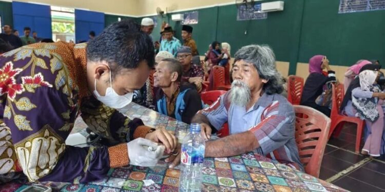DPD LDII Kabupaten Nabire menggelar cek kesehatan gratis di Gedung Serbaguna (GSG) Ganjar Waluyo, Kelurahan Karang Mulia, Kabupaten Nabire. Foto: LINES.