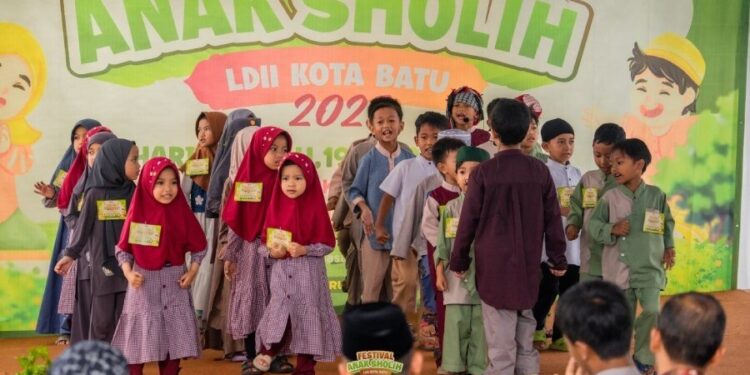DPD LDII Kota Batu menggelar Festival Anak Saleh (FAS) 2025 di Gedung Serba Guna LDII. Foto: LINES.