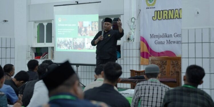 Ketua DPP LDII Rully Kuswahyudi saat mengisi pelatihan jurnalistik di LDII Aceh. Foto: LINES.