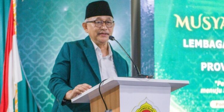 Ketua Umum DPP LDII KH Chriswanto Santoso saat membuka musyawarah. Foto: LINES.