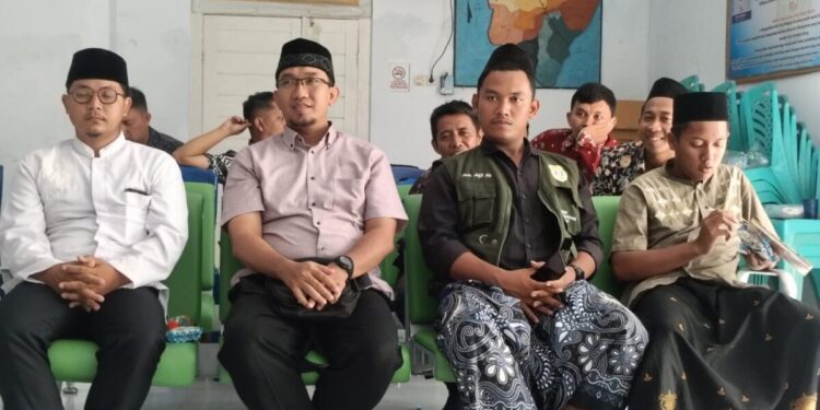 Ponpes Baitul ‘Izzah, yang berada di bawah lingkungan DPD LDII Indramayu, mengikuti rapat koordinasi persiapan Musabaqah Tilawatil Qur’an. Foto: LINES.