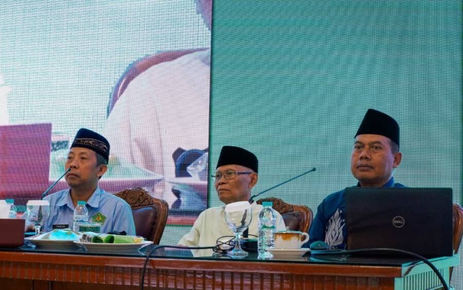 Kemenag Kota Kediri Gelar Pembinaan Administrasi dan Pelatihan EMIS MDT di Ponpes Wali Barokah