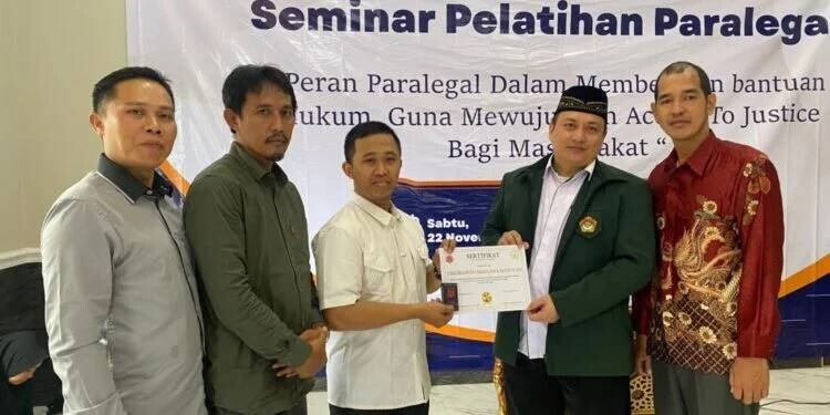 Pimpinan Cabang (PC) LDII Kecamatan Cimanggis menggelar Seminar Pendidikan Paralegal. Foto: LINES.