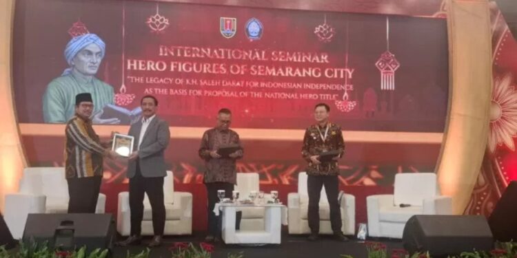 Pemerintah Kota Semarang bersama Universitas Diponegoro dan Arsip Nasional Republik Indonesia menggelar seminar internasional. Foto: LINES