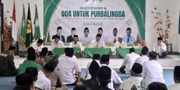 Pengurus Cabang Nahdlatul Ulama (PCNU) Kabupaten Purbalingga menerima perwakilan Muhammadiyah dan LDII dalam kegiatan silaturahmi dan doa bersama. Foto: LINES.