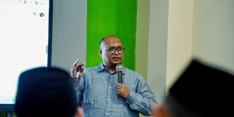 Ketua DPP LDII, Rulli Kuswahyudi mengajak generasi muda LDII Sumatera Selatan jadi penyebar konten positif. Foto: LINES.